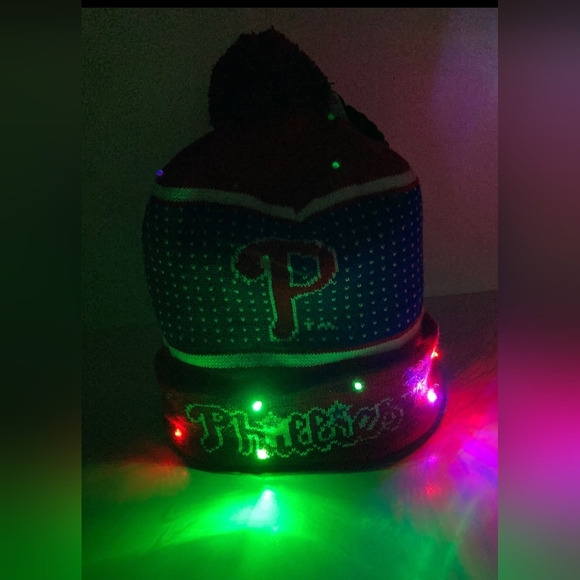 Philadelphia Phillies LED Light'em Up Hat! - Picture 2 of 6